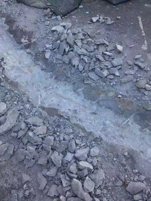չʾ (3)